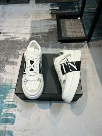 Picture of Valentino Shoes Men _SKUfw112379638fw